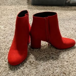 New red boots